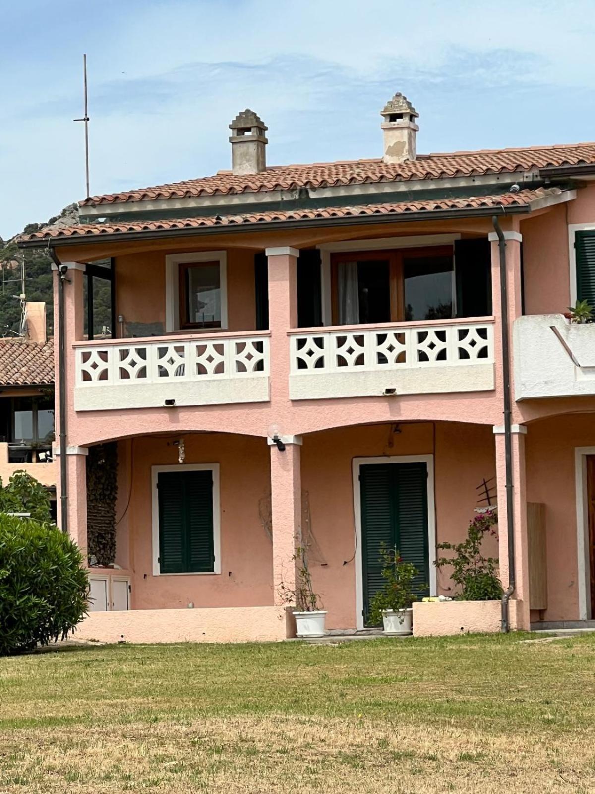 Appartamento Con Vista In Costa Smeralda Канніджоне Екстер'єр фото